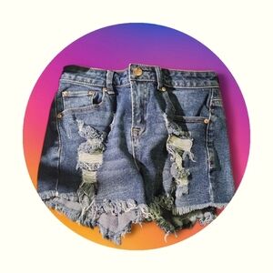 Almost Famous Distressed Low Rise Shorts Size 0